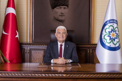 Osman Gürün 10 Kasım Atatürk'ü anma