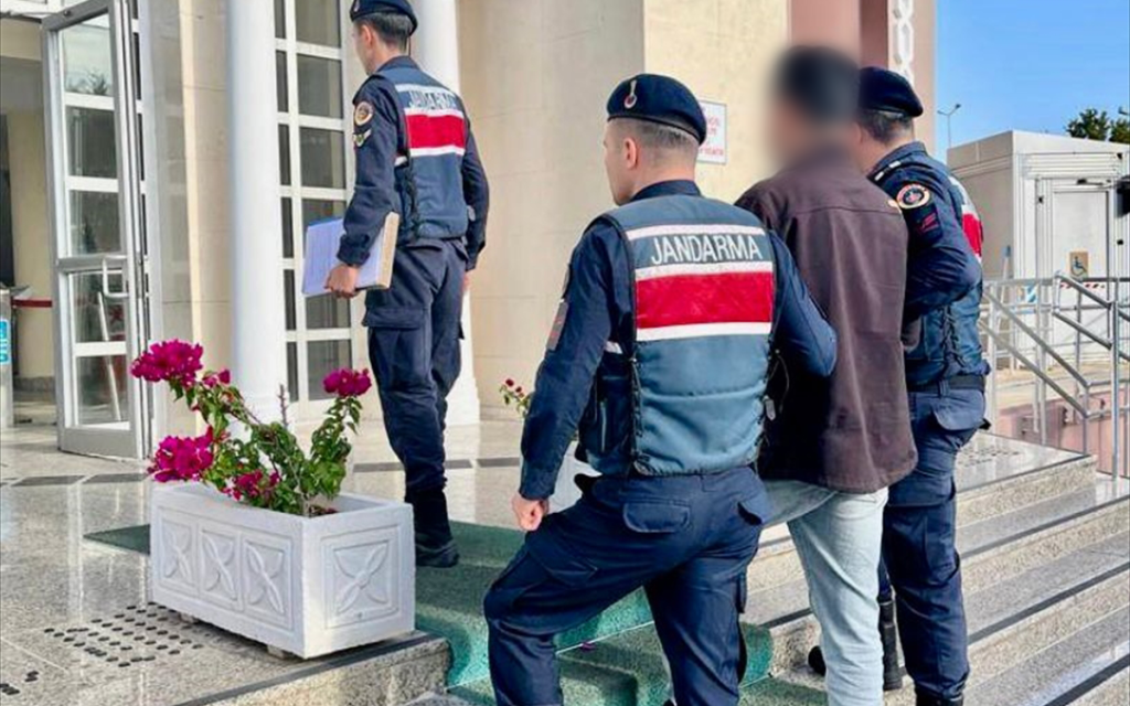 Seydikemer ve Ortaca’da iki FETÖ şüphelisi