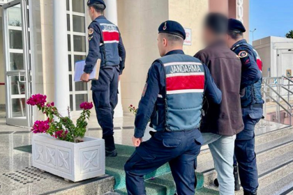 Seydikemer ve Ortaca’da iki FETÖ şüphelisi