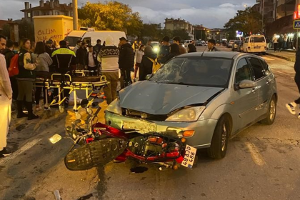 otomobilin motosiklete çarptığı kaza