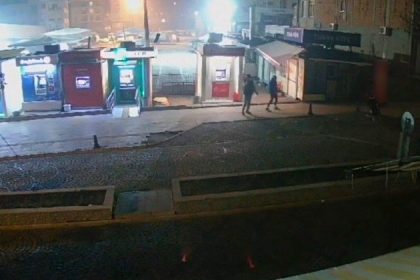 Milas hırsızlar içecek çaldı