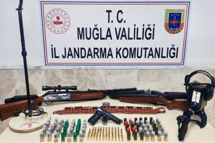 Ula'da ruhsatsız silah operasyonu