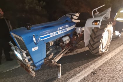 Milas'ta kamyon traktöre çarptı