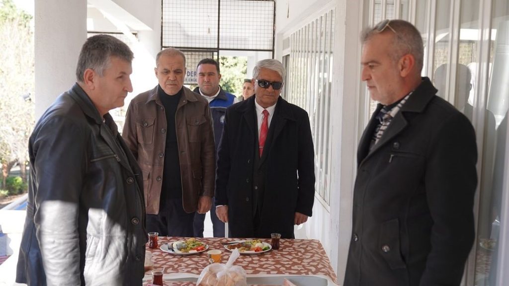 Ortaca Belediye Başkanı Uzundemir, Belediye Başkanı Uzundemir, görme engelliler