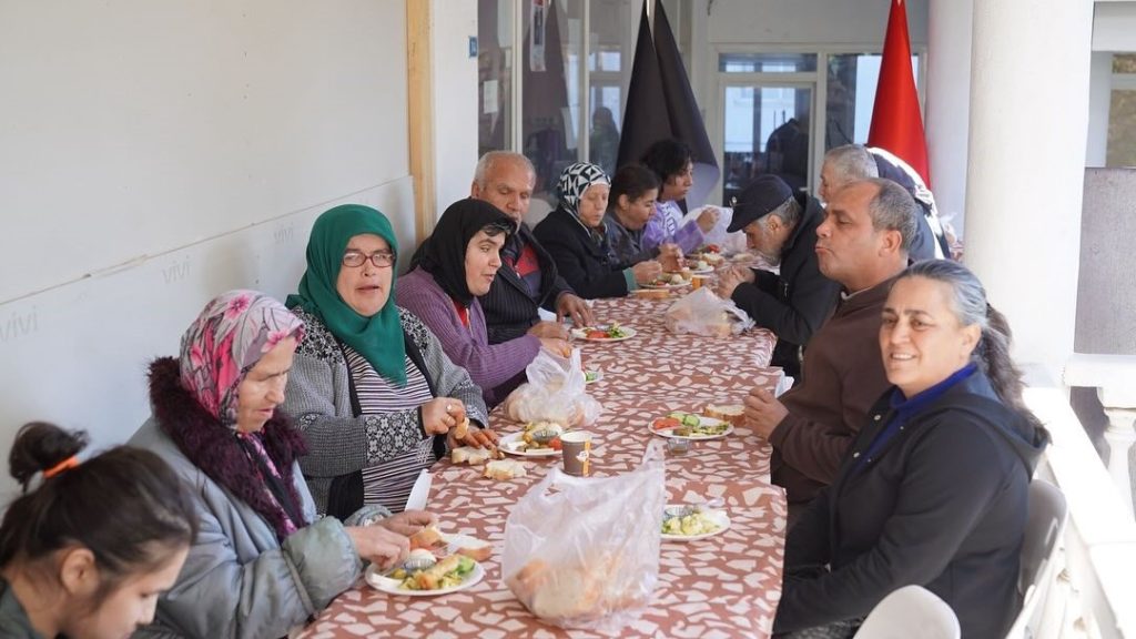 Ortaca Belediye Başkanı Uzundemir, Belediye Başkanı Uzundemir, görme engelliler