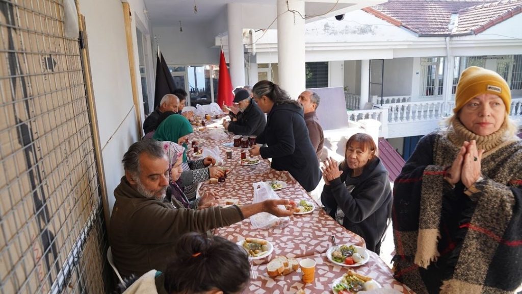 Ortaca Belediye Başkanı Uzundemir, Belediye Başkanı Uzundemir, görme engelliler