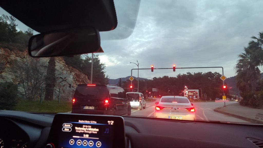 iyi parti fethiye çakar çakarlı araç