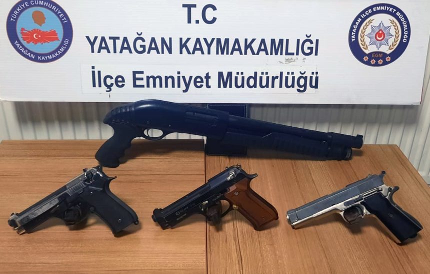 yatağan ruhsatsız silah, yatağan ruhsatsız silah operasyonu, yatağanda ruhsatsız silah, yatağan ruhsatsız silahlara, yatağan'da dört şüpheli,