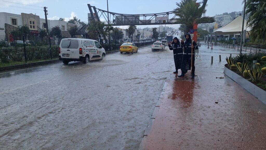 muğla sağanak fırtına meteoroloji turuncu kodlu uyarı