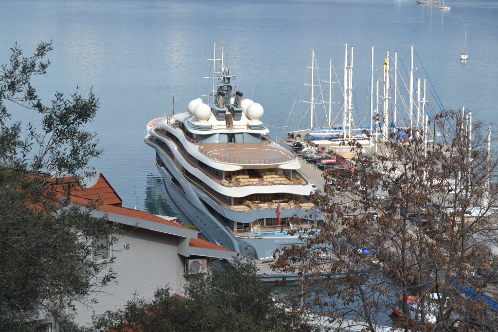 jeff bezos fethiye fethiye yat mega yat flying fox
