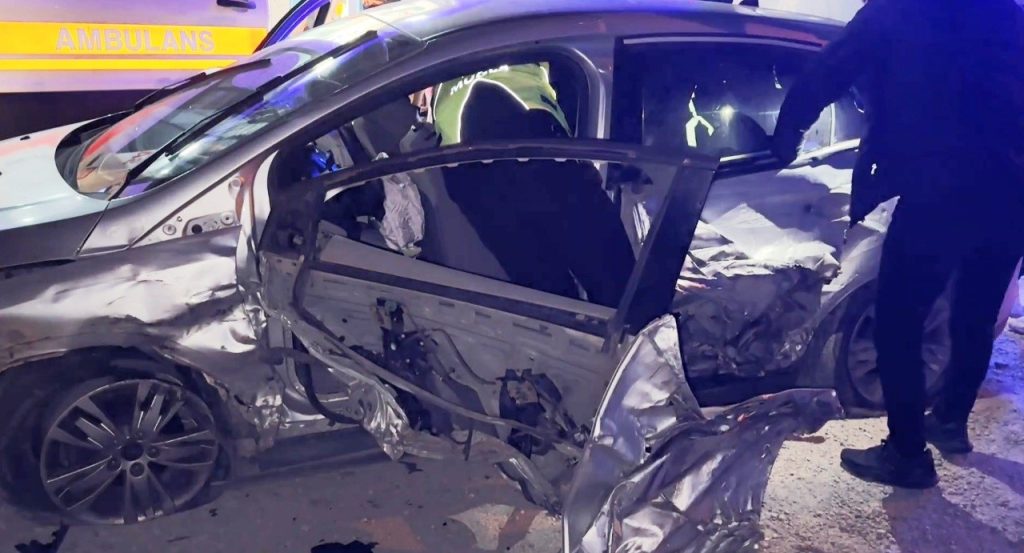 fethiye trafik kazası fethiye kaza zincirleme trafik kazası Karaçulha 