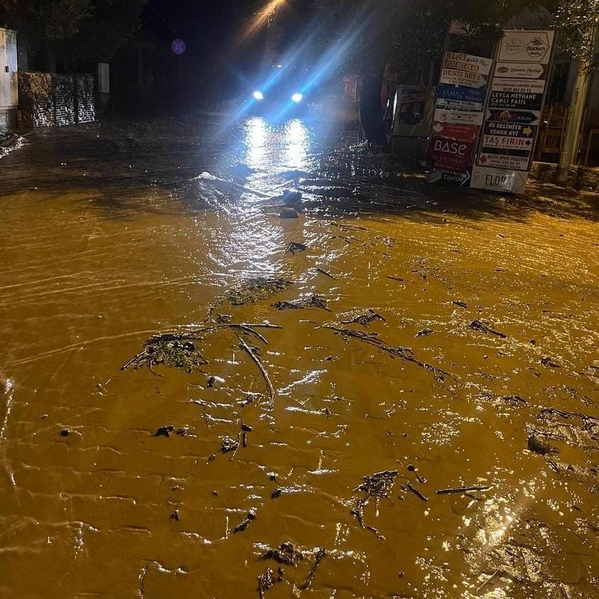 Marmaris sağanak yağış
