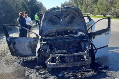 Seydikemer'de otomobilde yangın, Seydikemer otomobil yanmaya başladı,