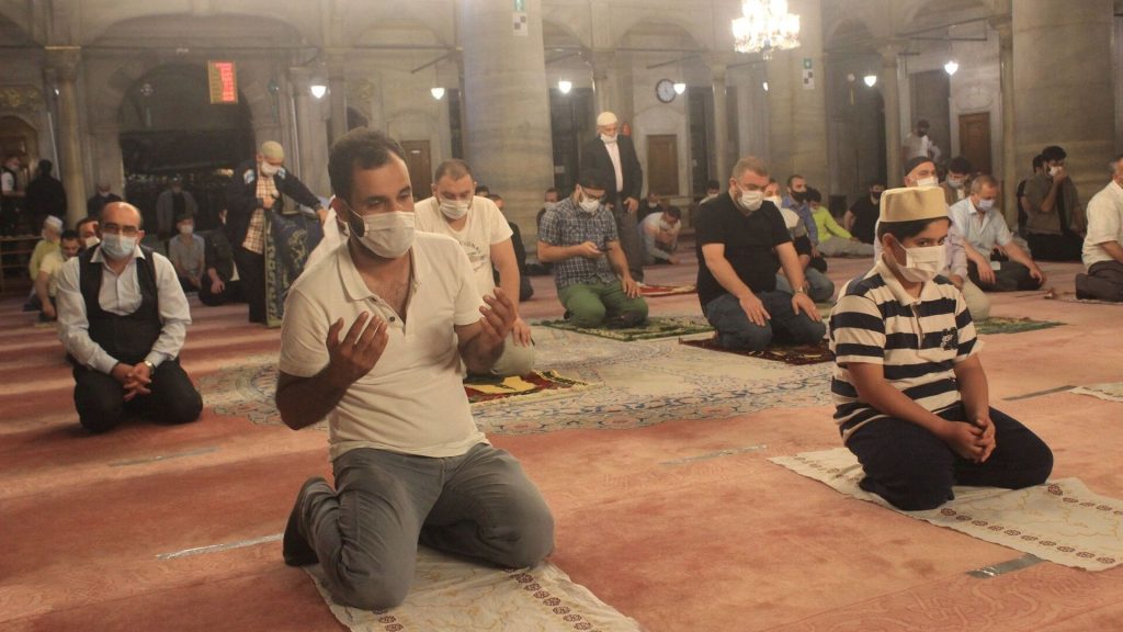 türkiye oruç  Türkiye’de Dindarlık Algısı türkiye namaz kılan sayısı türkiye oruç tutan sayısı