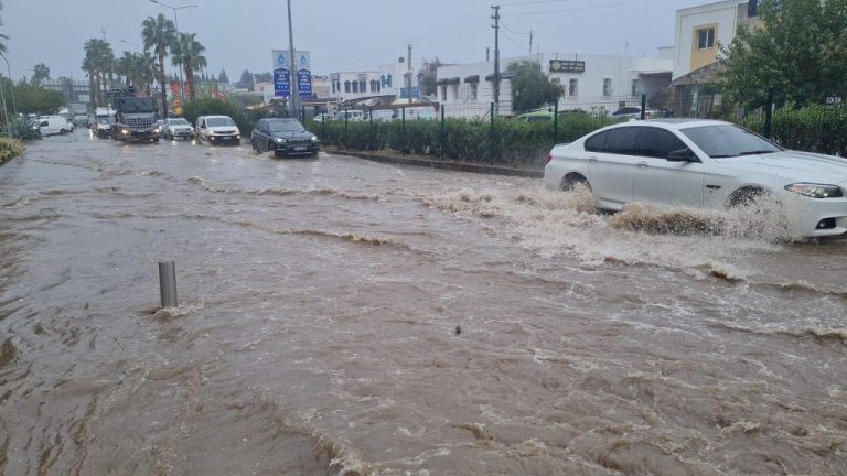 meteoroloji muğla turuncu kodlu sağanak uyarısı