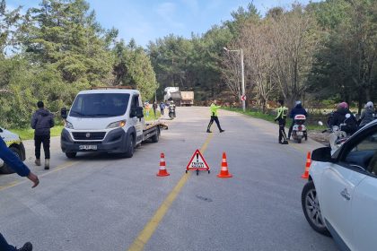 bodrum trafik kazası bodrum motosiklet kazası bodrum tıra çarpan motosiklet bodrum kaza