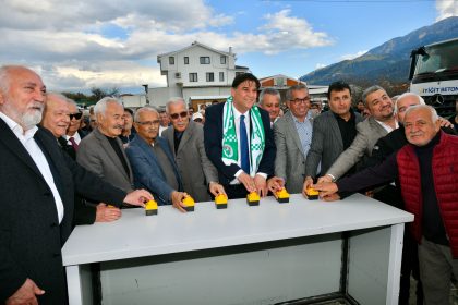 Çamköy Kapalı Etkinlik Alanı temel atma