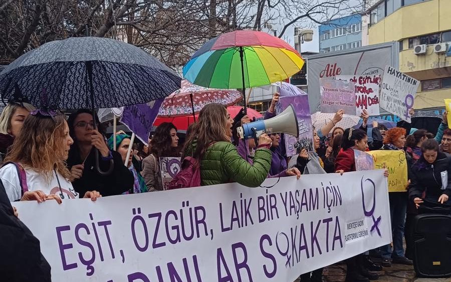 menteşe 8 mart muğla 8 mart menteşe kadın platformu açıklama yürüyüş
