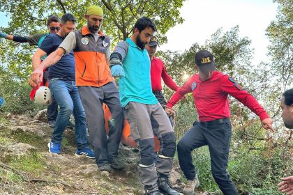 Fethiye’de orman içinde bileğini, Fethiye ilçesindeki Kabak koyunda