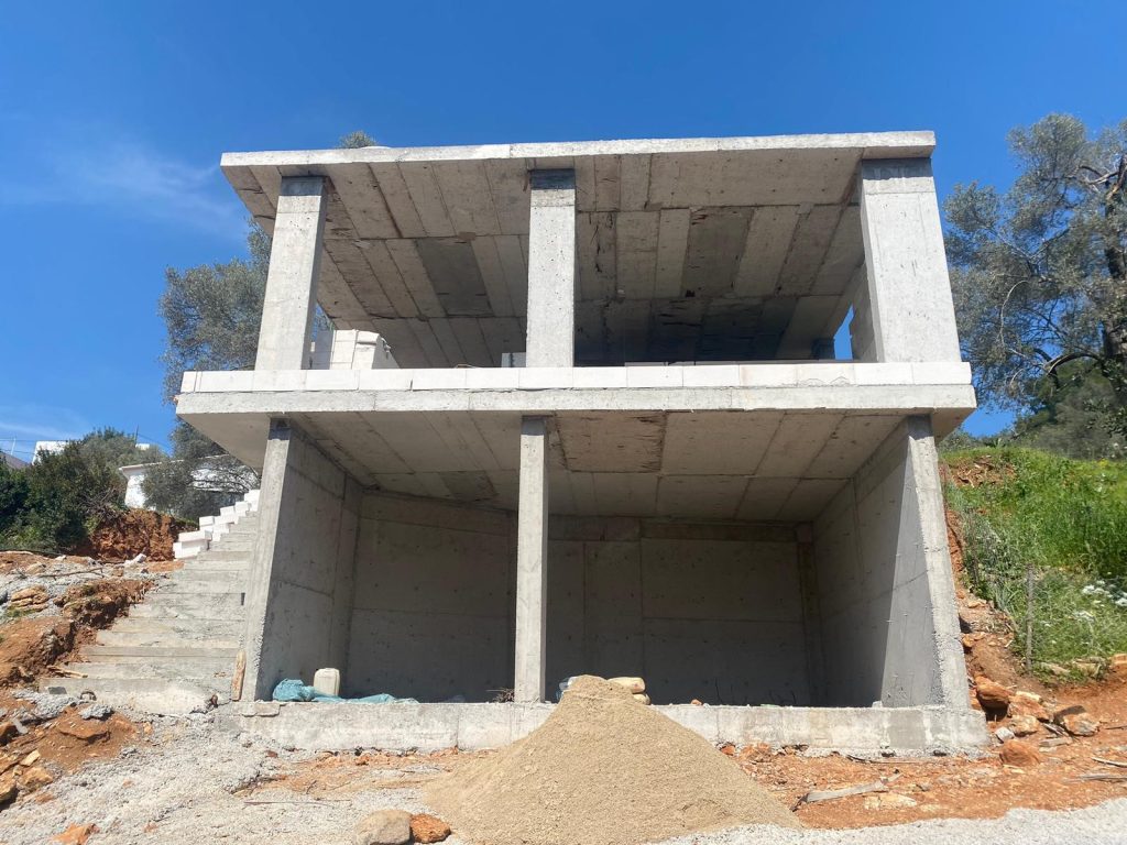 Bodrum'da kaçak olduğu belirlenen, Bodrum Belediyesi, kaçak yapılaşmayla