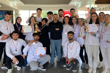 MSKÜ aşçılık öğrencilerinden, Fethiye'de düzenlenen aşçılık yarışmasında