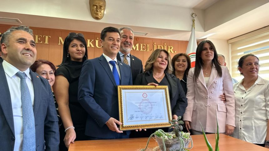 marmaris belediye başkanı acar ünlü mazbata göreve başladı