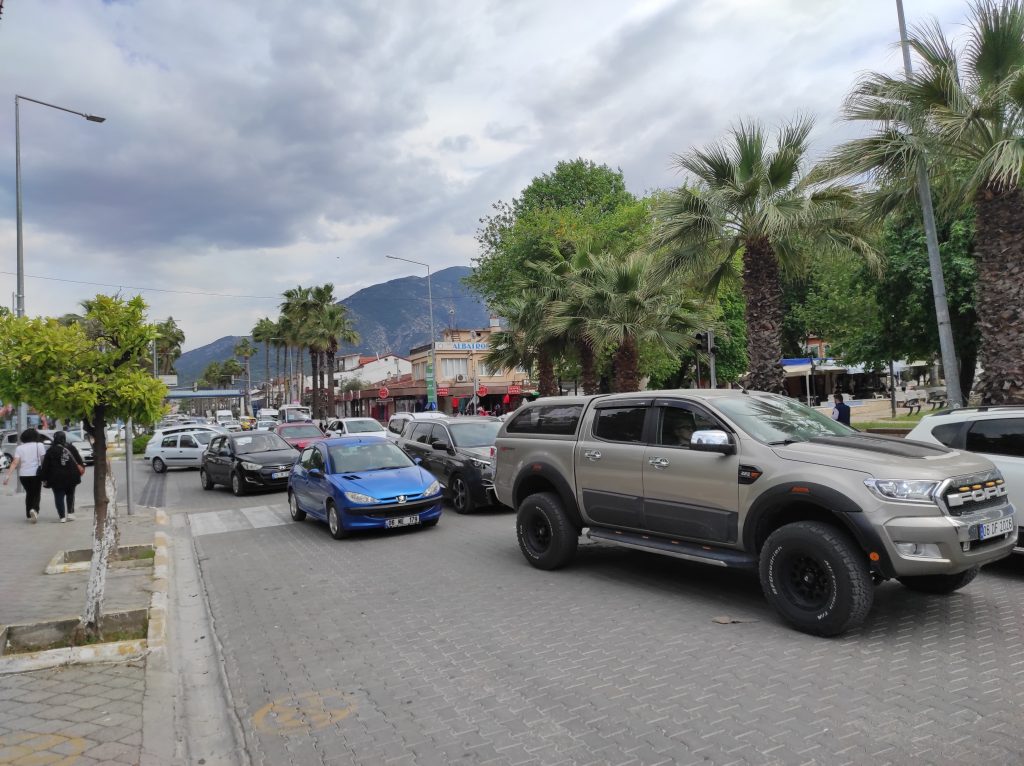 Fethiye bayram yoğunluğu trafik trafiği