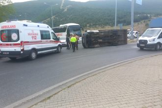 Menteşe kamyonet kazada yan yattı trafik kazası
