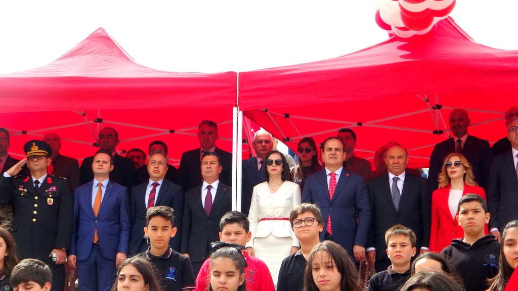 23 Nisan Ulusal Egemenlik ve Çocuk Bayramı Muğla kutlama