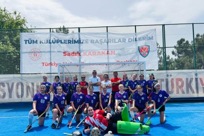 Menteşe hokey ilerliyor