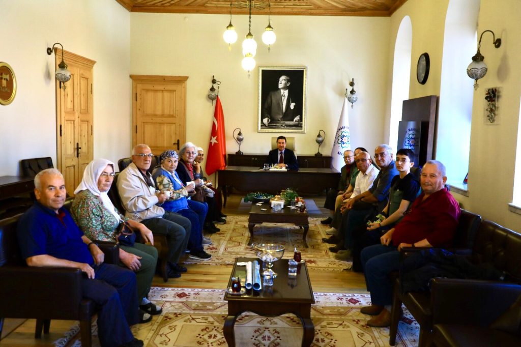 İkizköylüler Ahmet Aras ziyaret Akbelen köylüleri