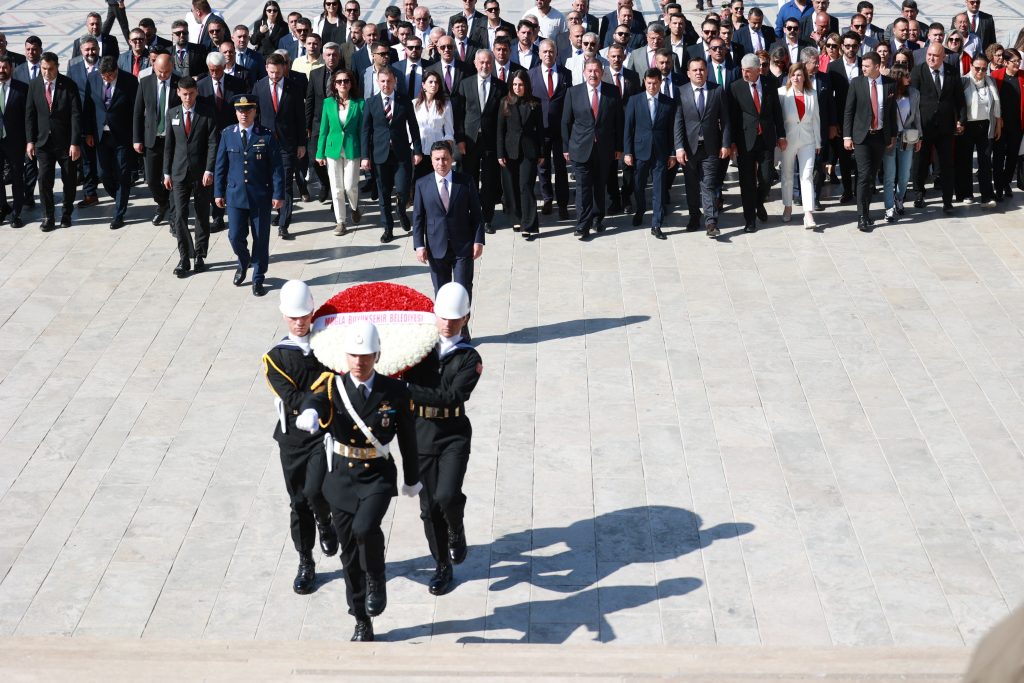 Muğla Büyükşehir Belediye Başkanı Ahmet Aras Anıtkabir ilçe belediye başkanları