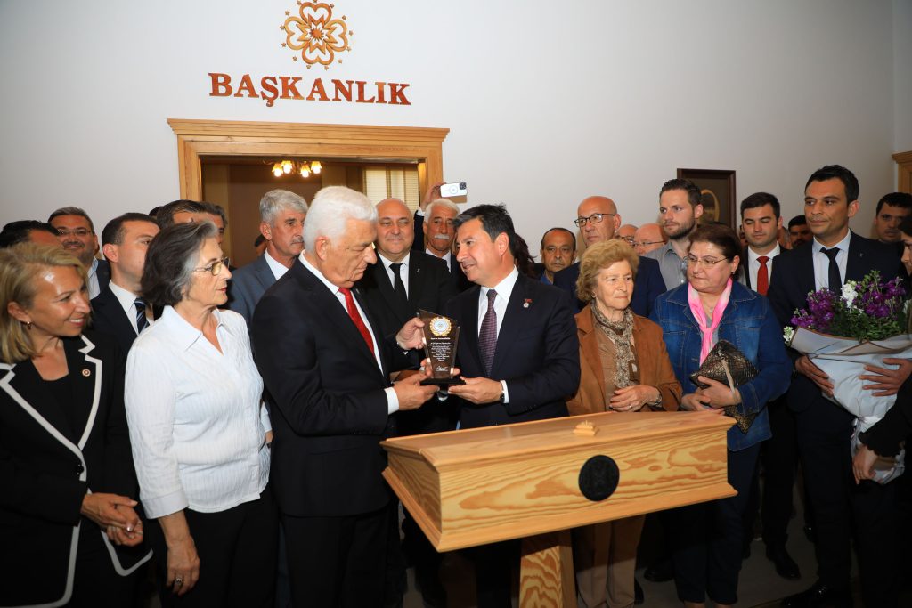 muğla büyükşehir belediye başkanı ahmet aras mazbata görev