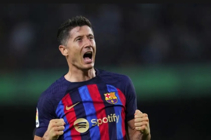 barcelona robert lewandowski bjk