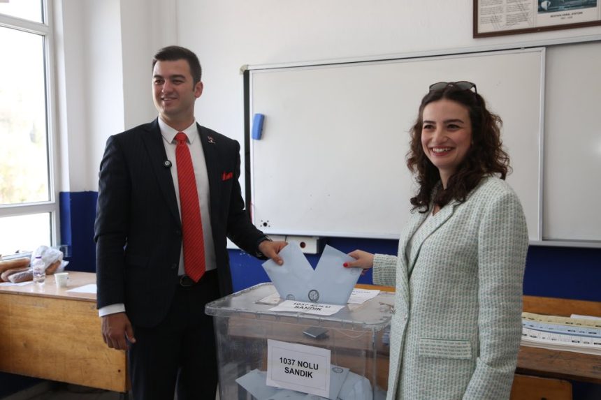 en genç belediye başkanları muğla tamer mandalinci