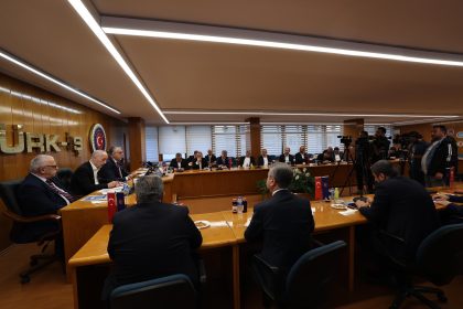 Ergün atalay asgari ücret enflasyon türk iş vedat ışıkhan