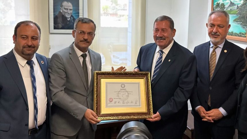 Dördüncü kez Milas Belediye Başkanı seçilen, Fevzi Topuz, CHP’den Milas Belediye Başkanı