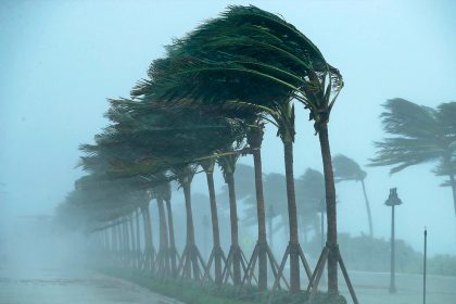 kuvvetli rüzgar ve kısa süreli fırtına