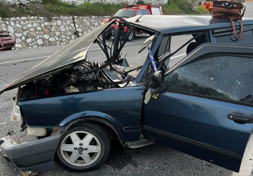 Yatağan’da trafik kazası, iki otomobilin karıştığı kazada