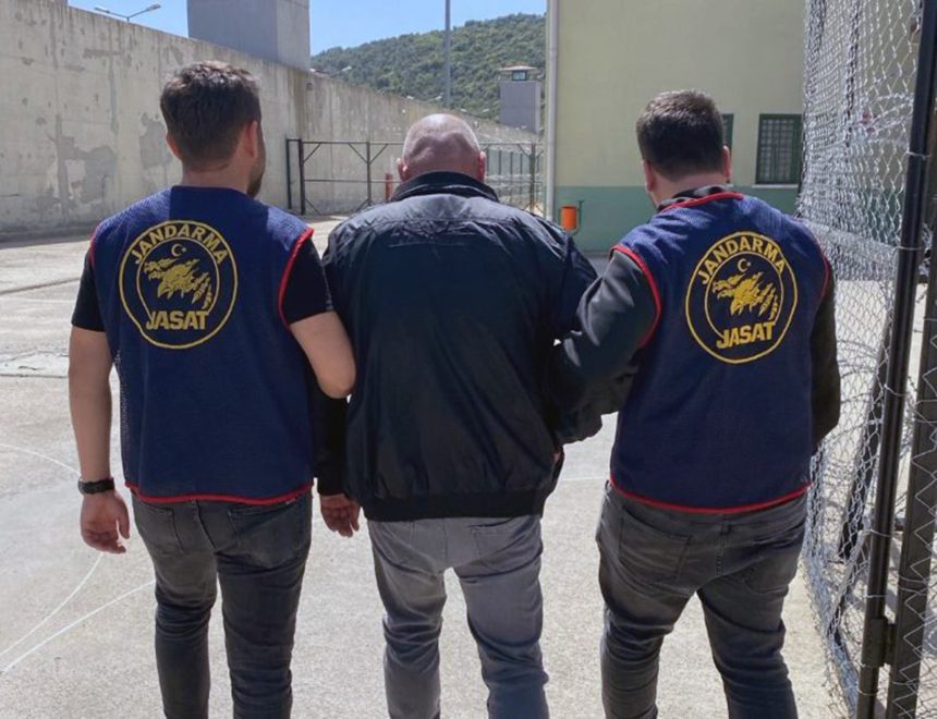 Seydikemer’de 10 yıl kesinleşmiş hapis cezası, aranan şahısların yakalanmasına yönelik çalışmalar