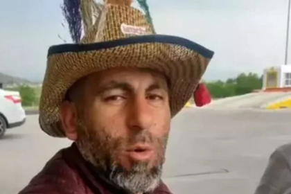 "Yürüyen Adam" lakaplı Neşet Turan, trafik kazasında hayatını kaybetti