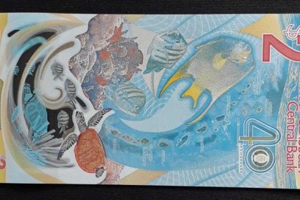 2 dolarlık Uluslararası Banknot Topluluğu Karayipler Banknotu