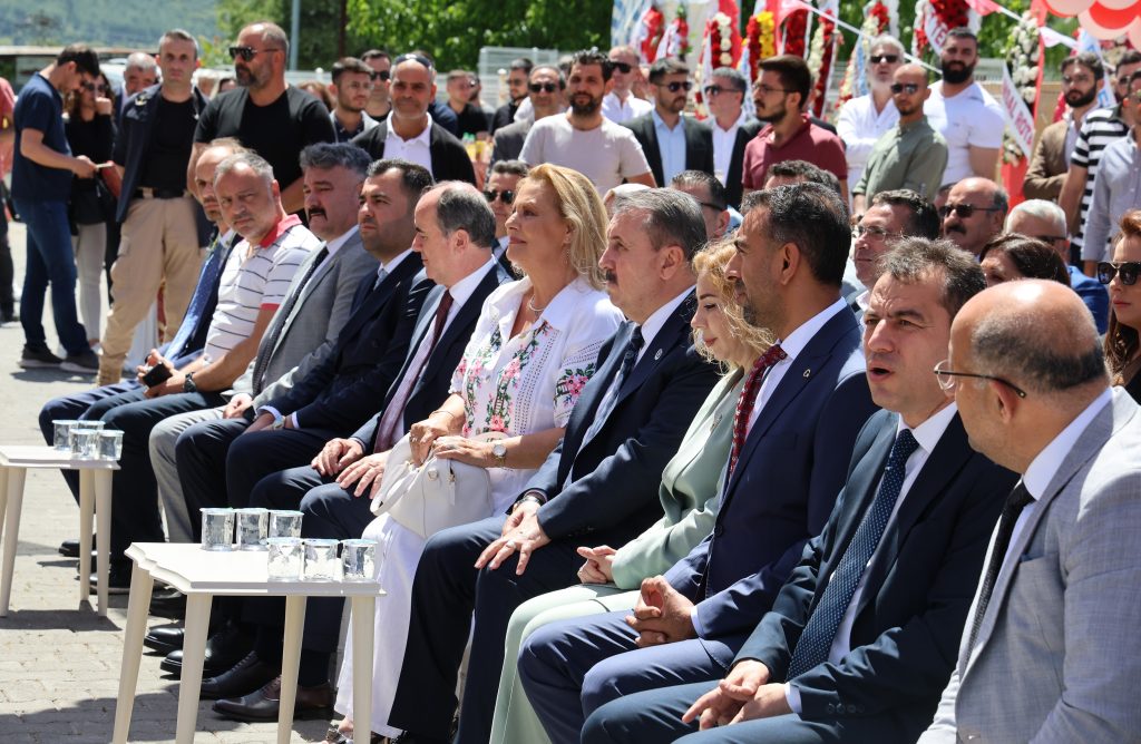 büyük birlik partisi bbp mustafa destici kayyum muğla