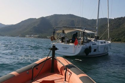 marmaris tekne Kıyı Emniyet Genel Müdürlüğü Marmariste kurtarıldı