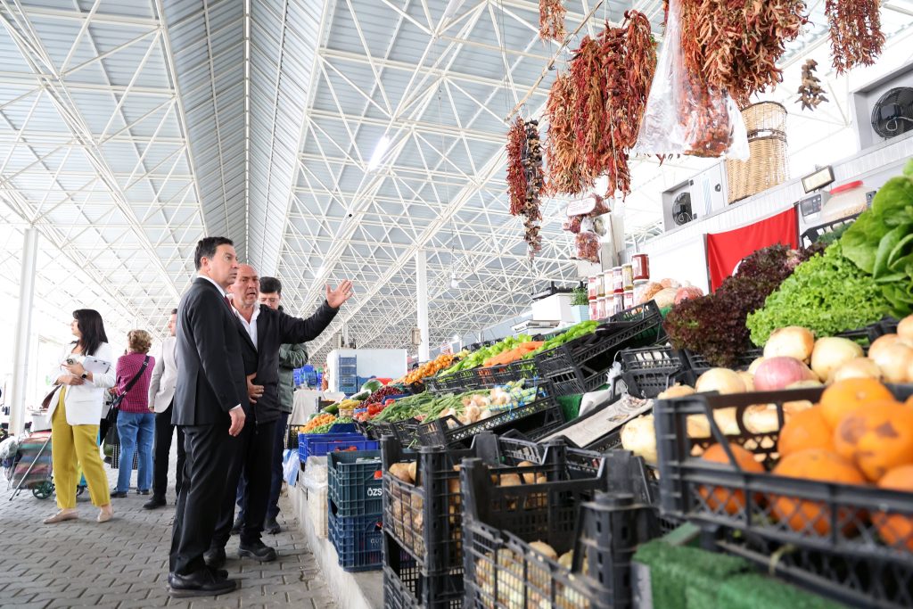 Ahmet aras halk pazarı pazar Menteşe Menteşe'deki halk pazarı Menteşe'de kurulan pazar