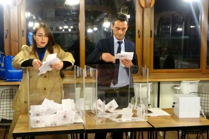 Muğla Büyükşehir Belediyesi Menteşe Kent Park referandum spor salonu