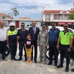 Datça'da Trafik Haftası kask hediye motosiklet