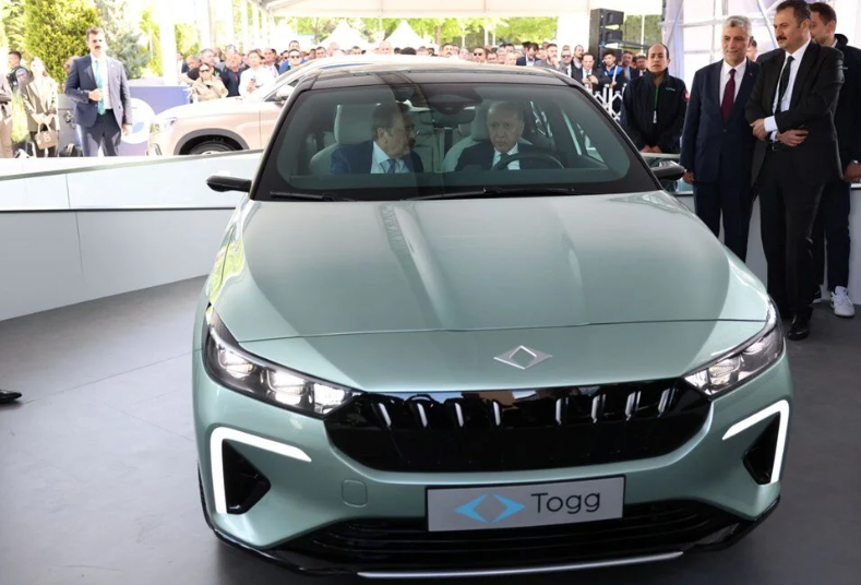 yeni togg t10f, t10f, togg sedan, tog t10f, togg t10f fiyat listesi