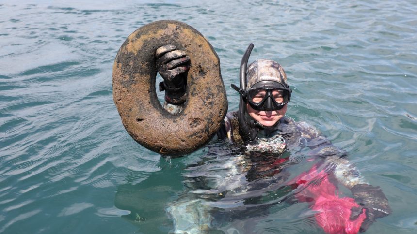 Bodrum’da deniz dibinden, deniz dibi temizliğinin