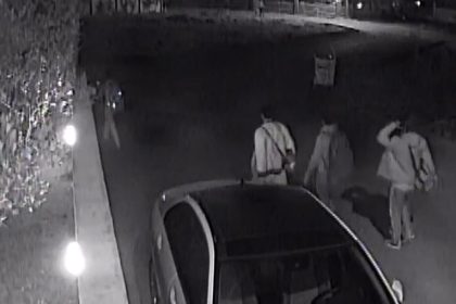 Marmaris’te göçmen kaçakçılığı, 29 düzensiz göçmen yakalanırken, Çamdibi Mahalle Muhtarı Sezer Kılıç